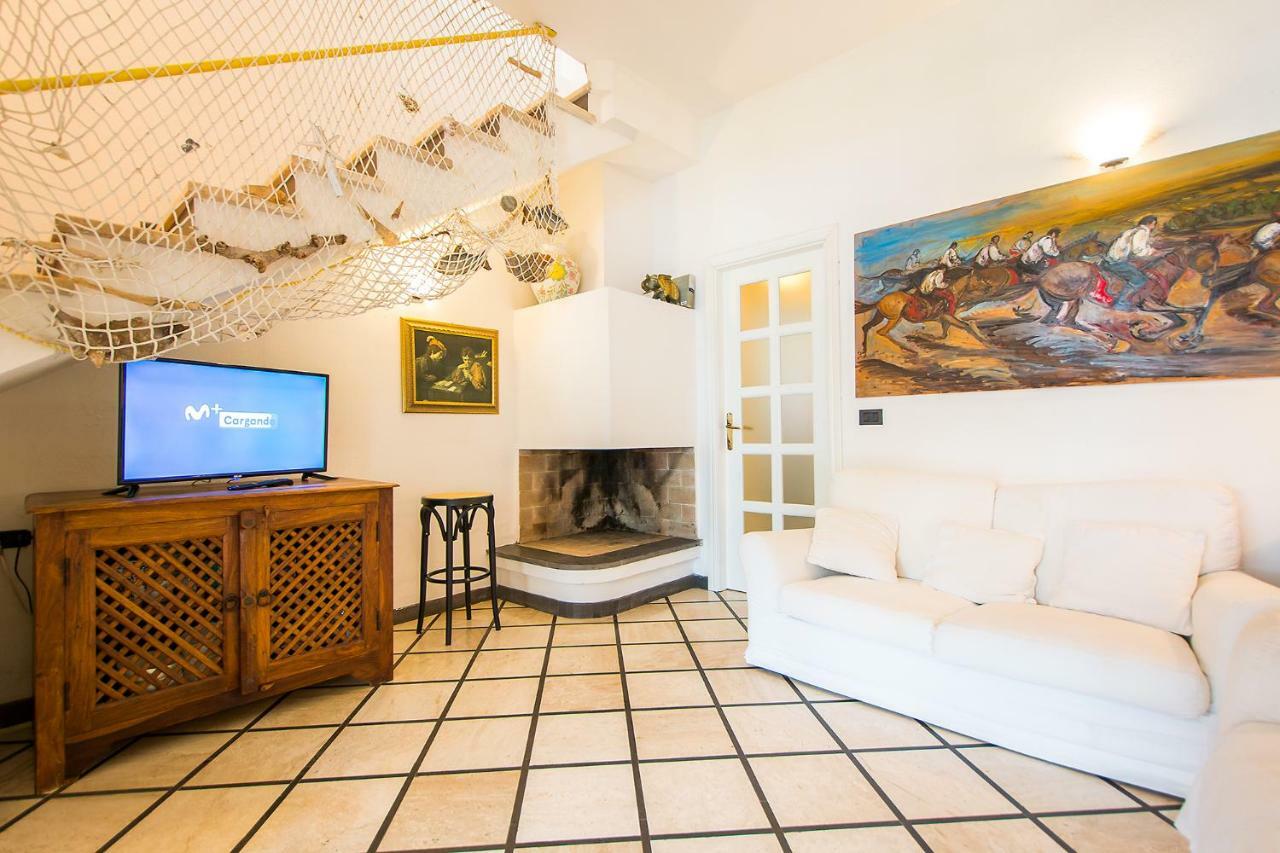 Casa Vacanze Rosa Maria 오로세 외부 사진