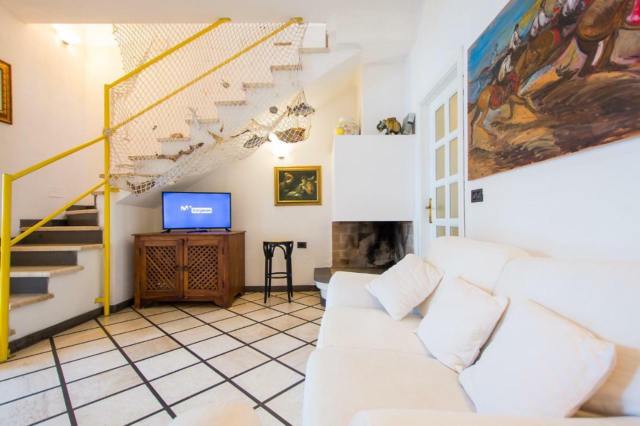 Casa Vacanze Rosa Maria 오로세 외부 사진